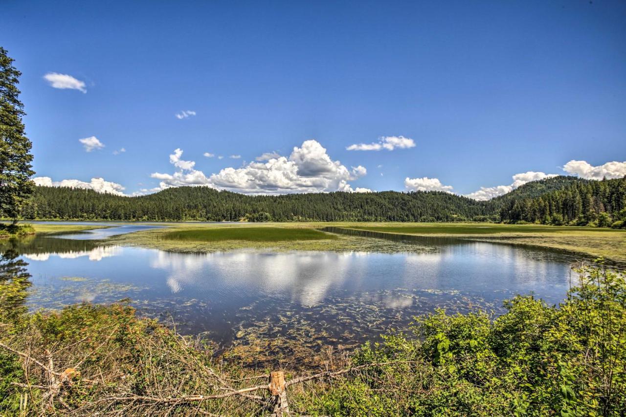 Private 2-Acre Retreat With Mtn Views, Walk To River Saint Maries Bagian luar foto